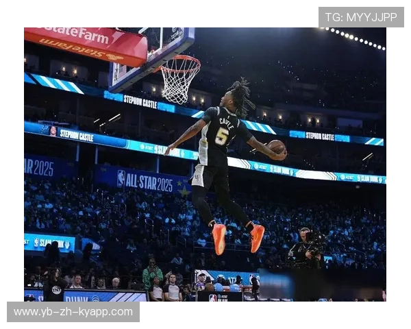 NBA扣篮大赛上演反物理飞行，高度惊呆裁判